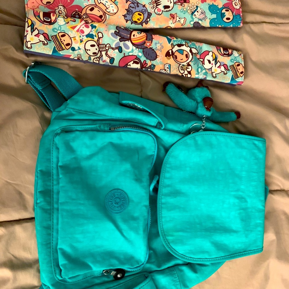 Kipling Ravier is breezy turquoise